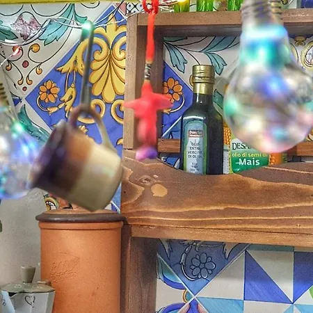 Donna Anna Bed & Breakfast 3*