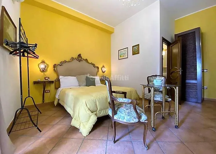 Alojamento de Acomodação e Pequeno-almoço Donna Anna 3*