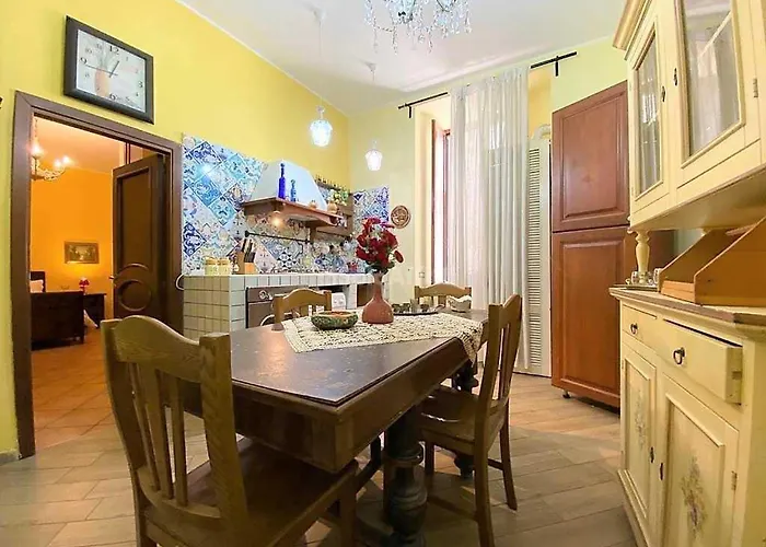 Alojamento de Acomodação e Pequeno-almoço Donna Anna Nápoles