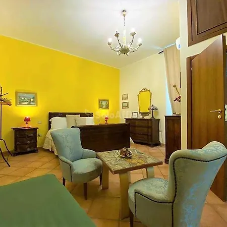 Donna Anna נאפולי