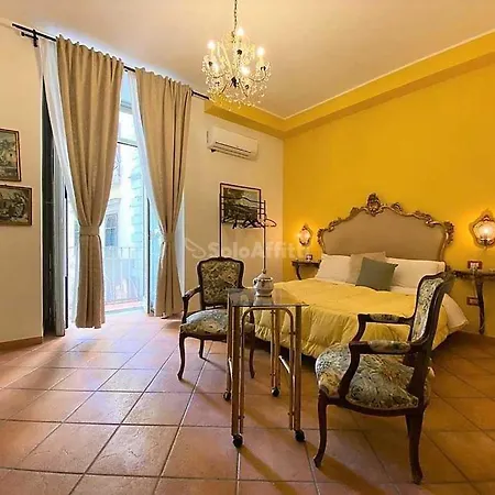 Donna Anna לינה וארוחת בוקר